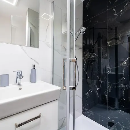 111apartments Apartment