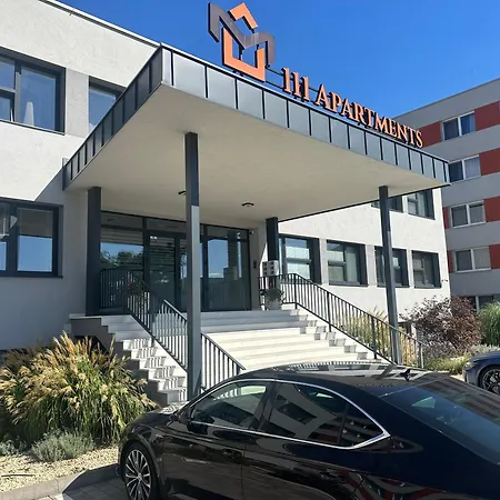 111apartments 科希策