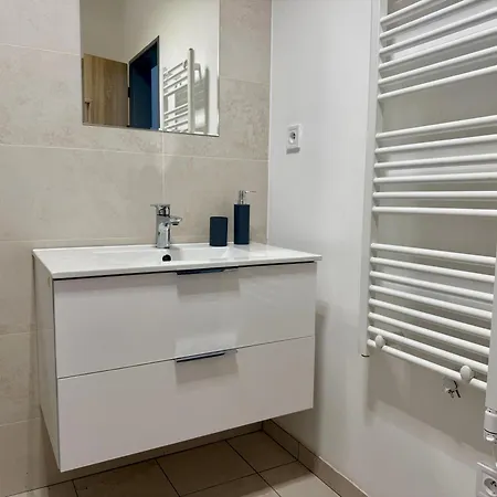 111apartments *